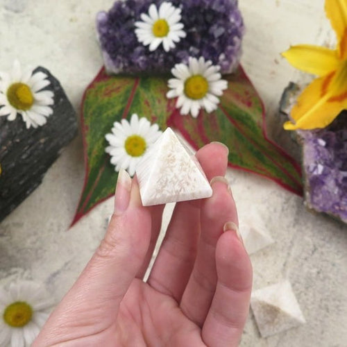 Scolecite Pyramids