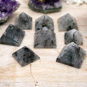 Tourmalinated Quartz Pyramids